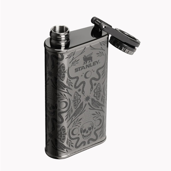 Stanley DEADLY DEMASK EASY FILL Halloween flask 8oz